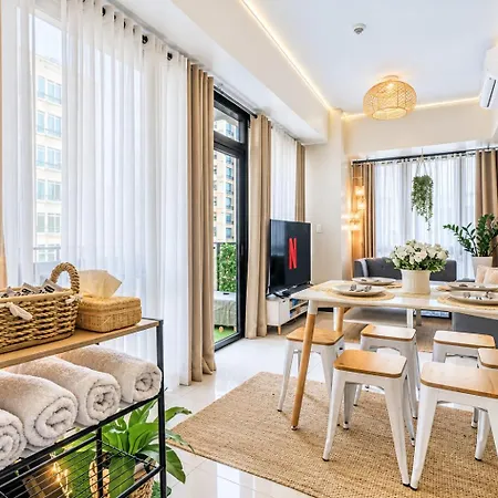 Chateau Toscana By Araneta Suites Mckinley Hill