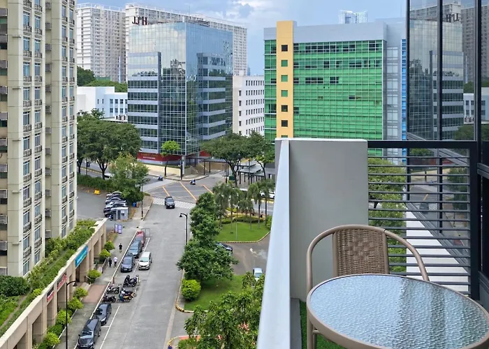 Chateau Toscana By Araneta Suites Mckinley Hill